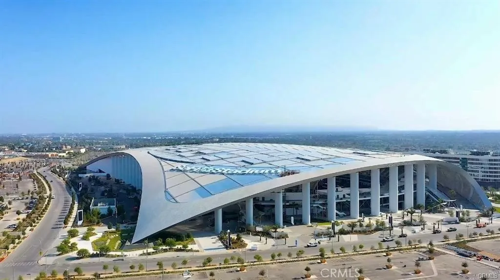 3851 Amberly Drive Unit E, Inglewood, CA 90305