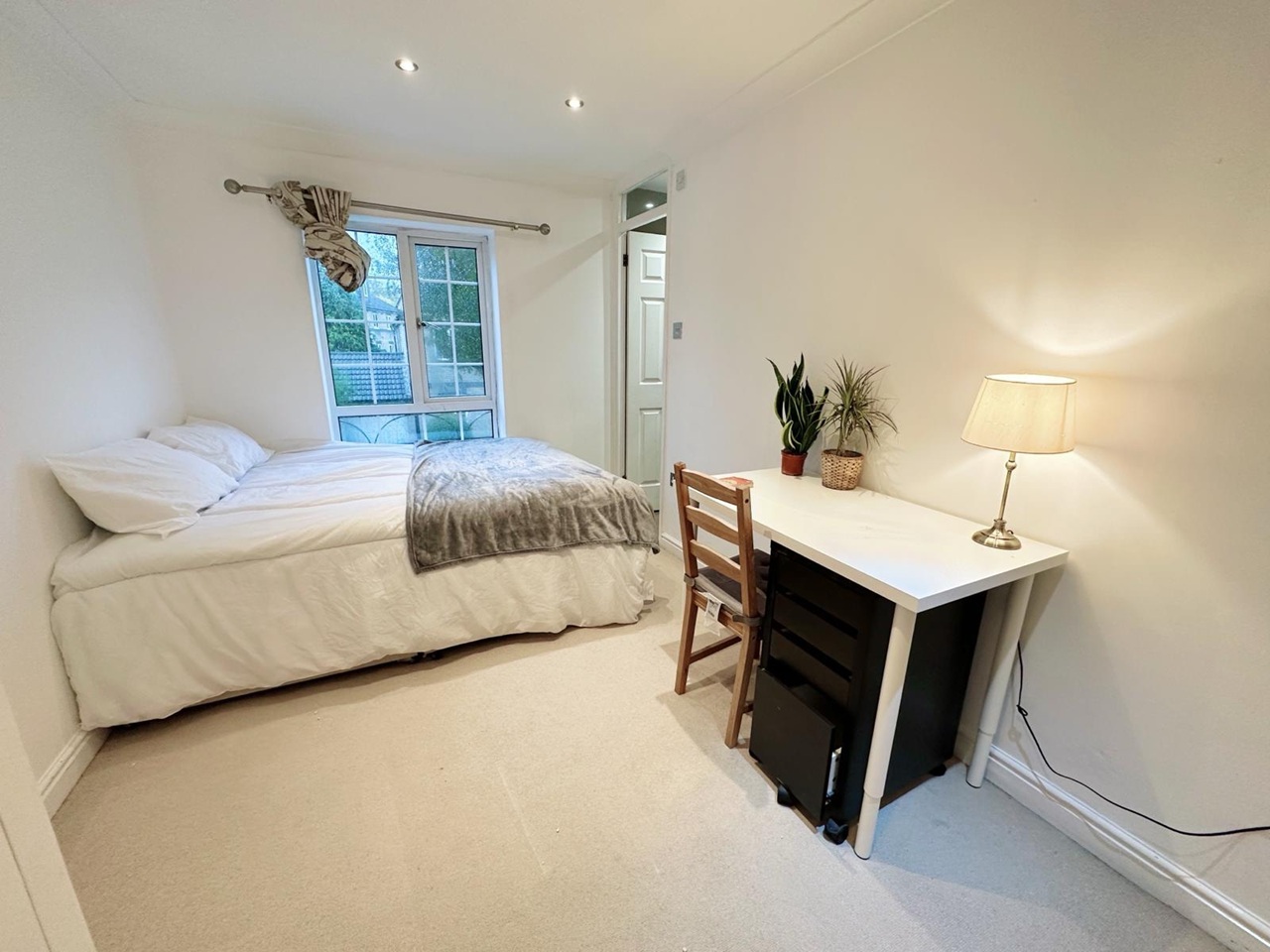 Additional image 4 of Room in a Shared House, Chargrove Close, SE16, N1 7GU