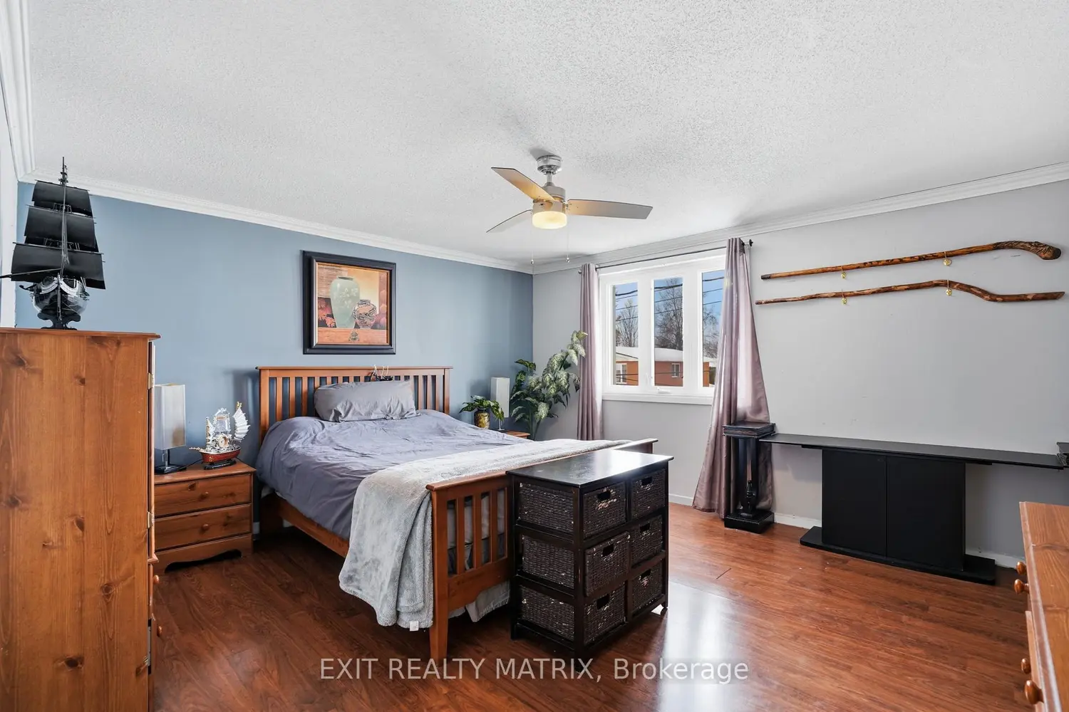 Additional image 15 of 1691-1695 Saint-Laurent Street