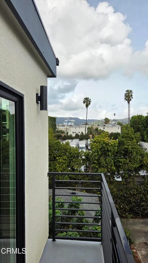 Additional image 30 of 917 N Ridgewood Place, Los Angeles, CA 90038