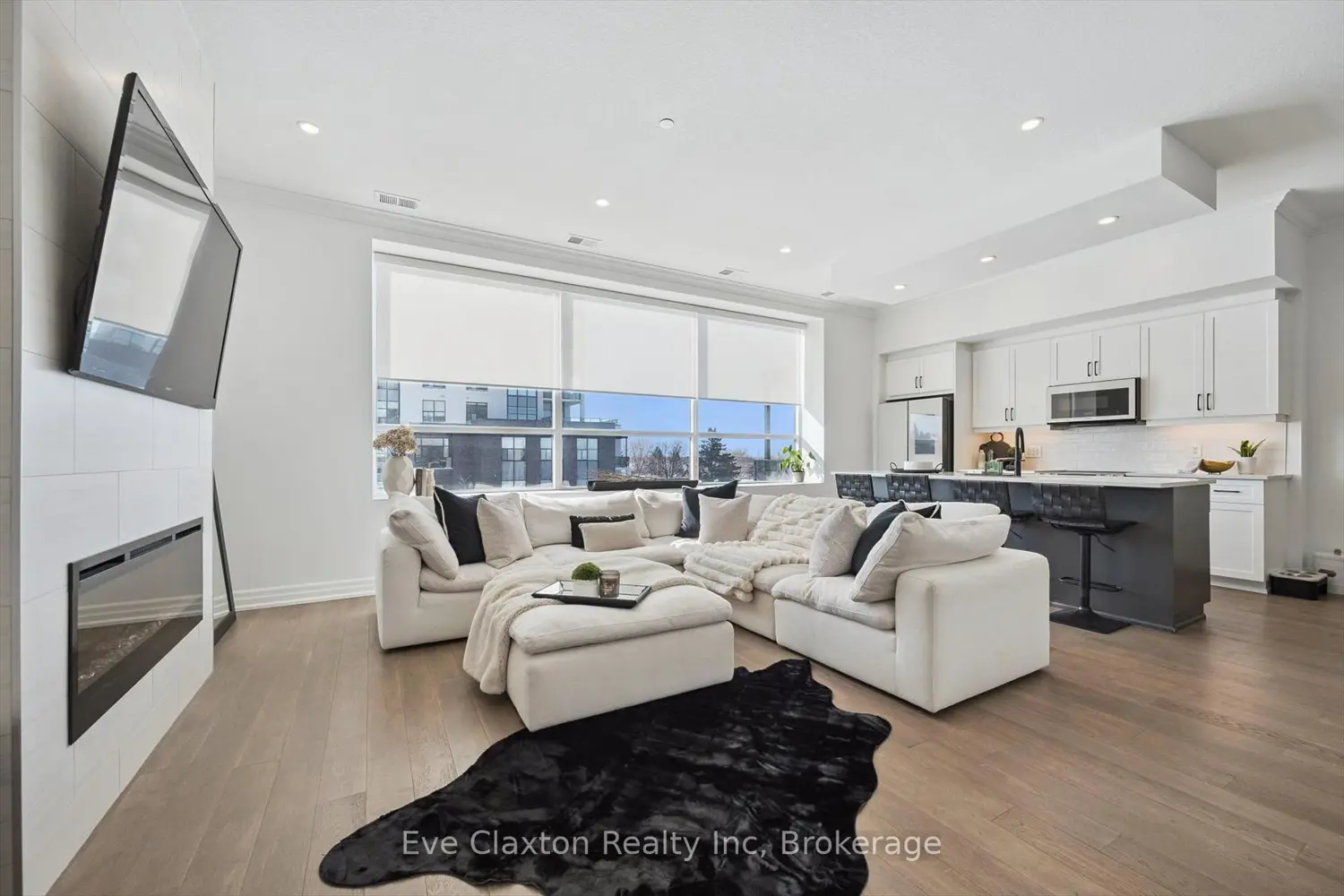 Additional image 14 of 1880 Gordon Street 204