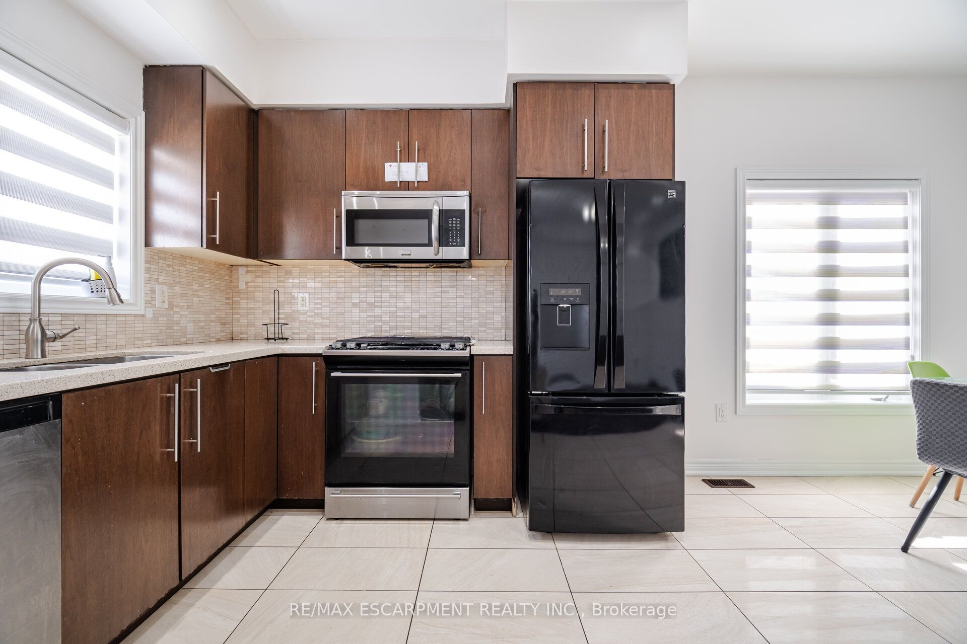 Additional image 6 of 136 Westbank Trail, Hamilton, ON, L8J 1R5