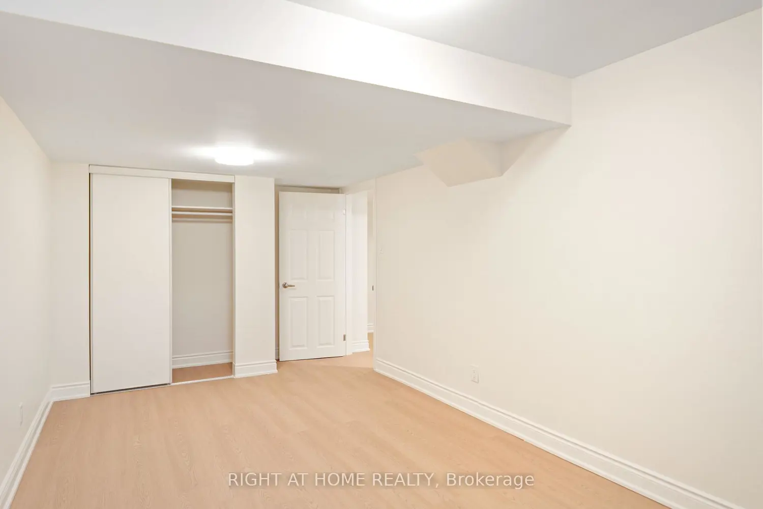 Additional image 17 of 254 Maude Street