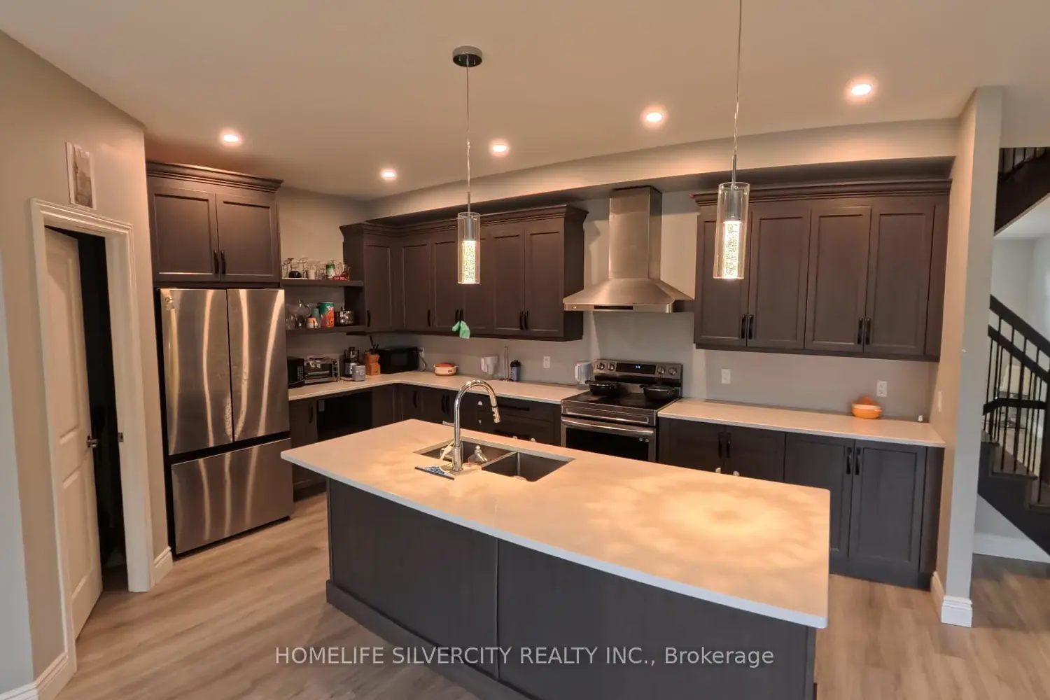 Additional image 3 of 550 Bonaventure Court