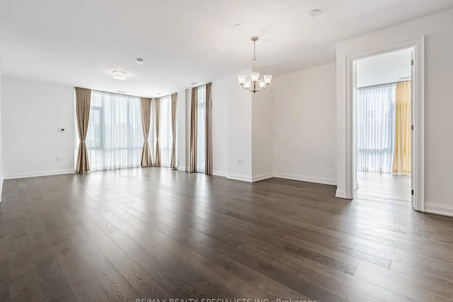 Additional image 10 of 42 Mill Street 208