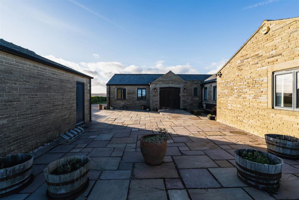 Additional image 24 of 6 bed detached house for saleHolmesfield, Dronfield S18