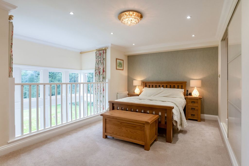 Additional image 8 of 2 bed flat for saleChadwick Manor, Knowle, Solihull B93