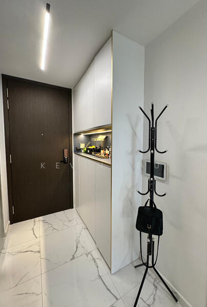 ❤️ FIRESALE UnderValue 4% yield ❤️ 1 Bed FreeHold Luxury Designer Condo The Gazania