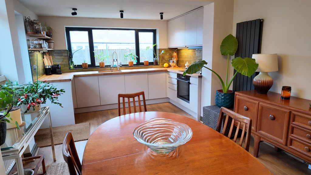 Additional image 14 of 3 bed flat for saleOakwood Road, Rhyl LL18