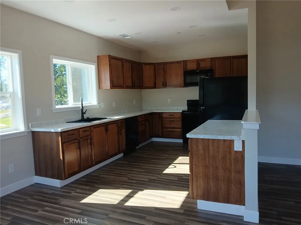 14014 Creston Rd, Magalia, CA 95954