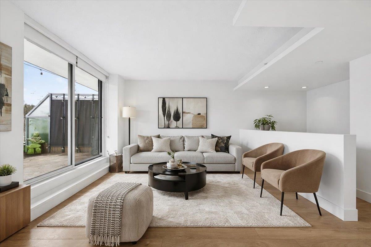 610-680 Seylynn Crescent, North Vancouver, BC, V7J 0B5