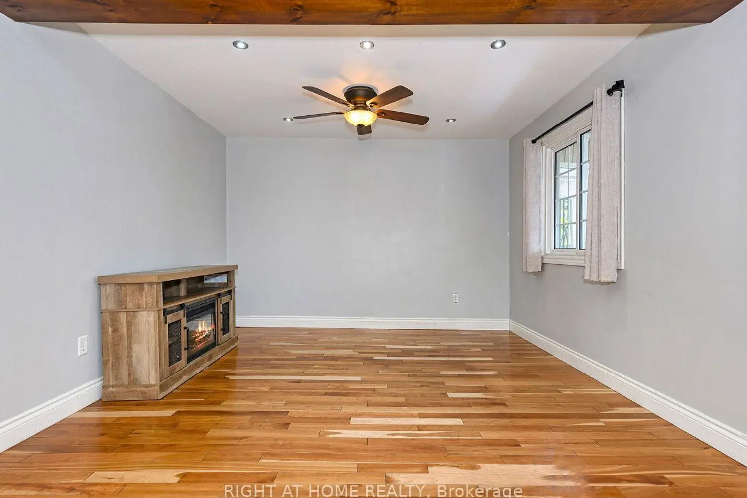 Additional image 3 of 180 Rosslyn Avenue