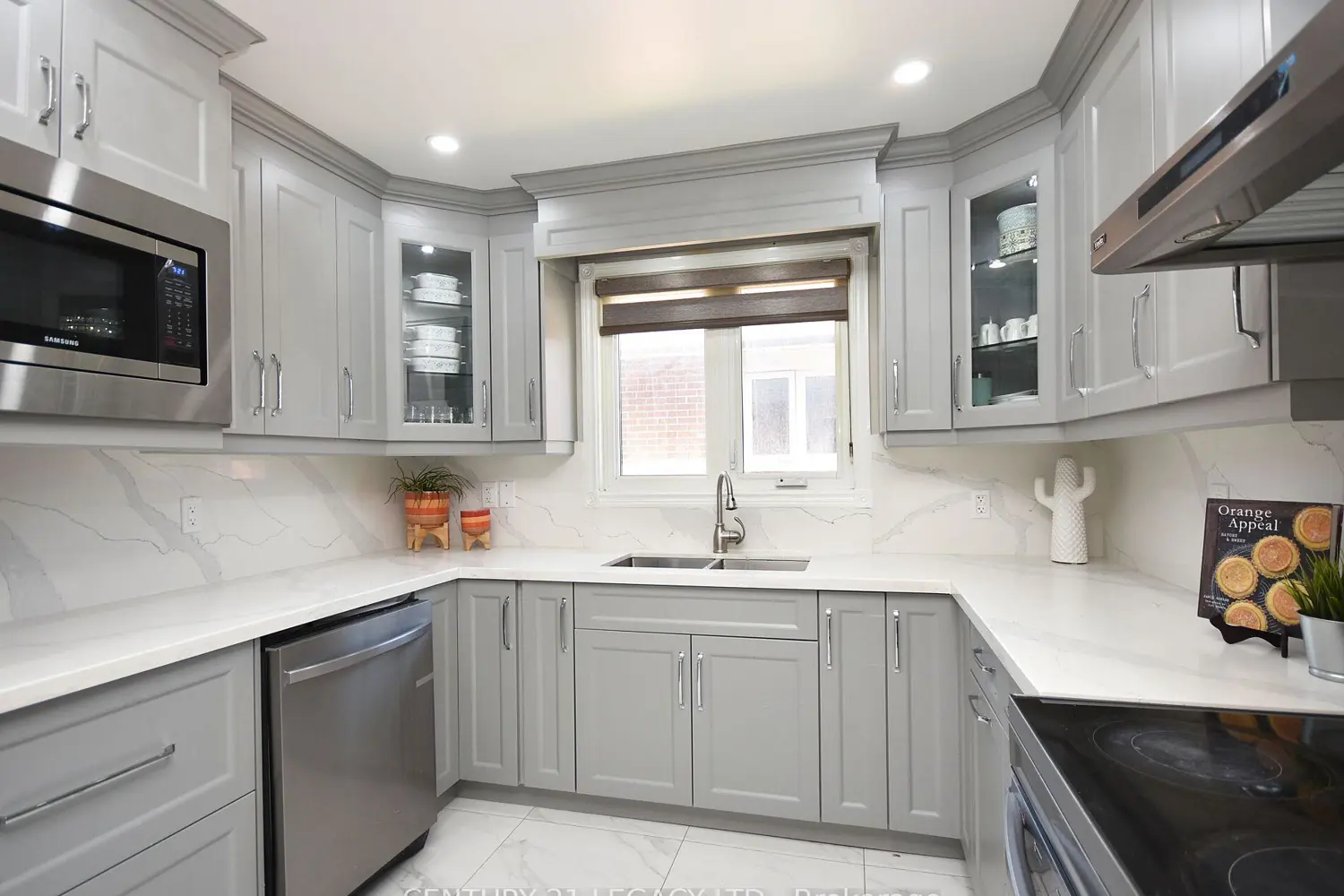 Additional image 14 of 3368 Chipley Crescent