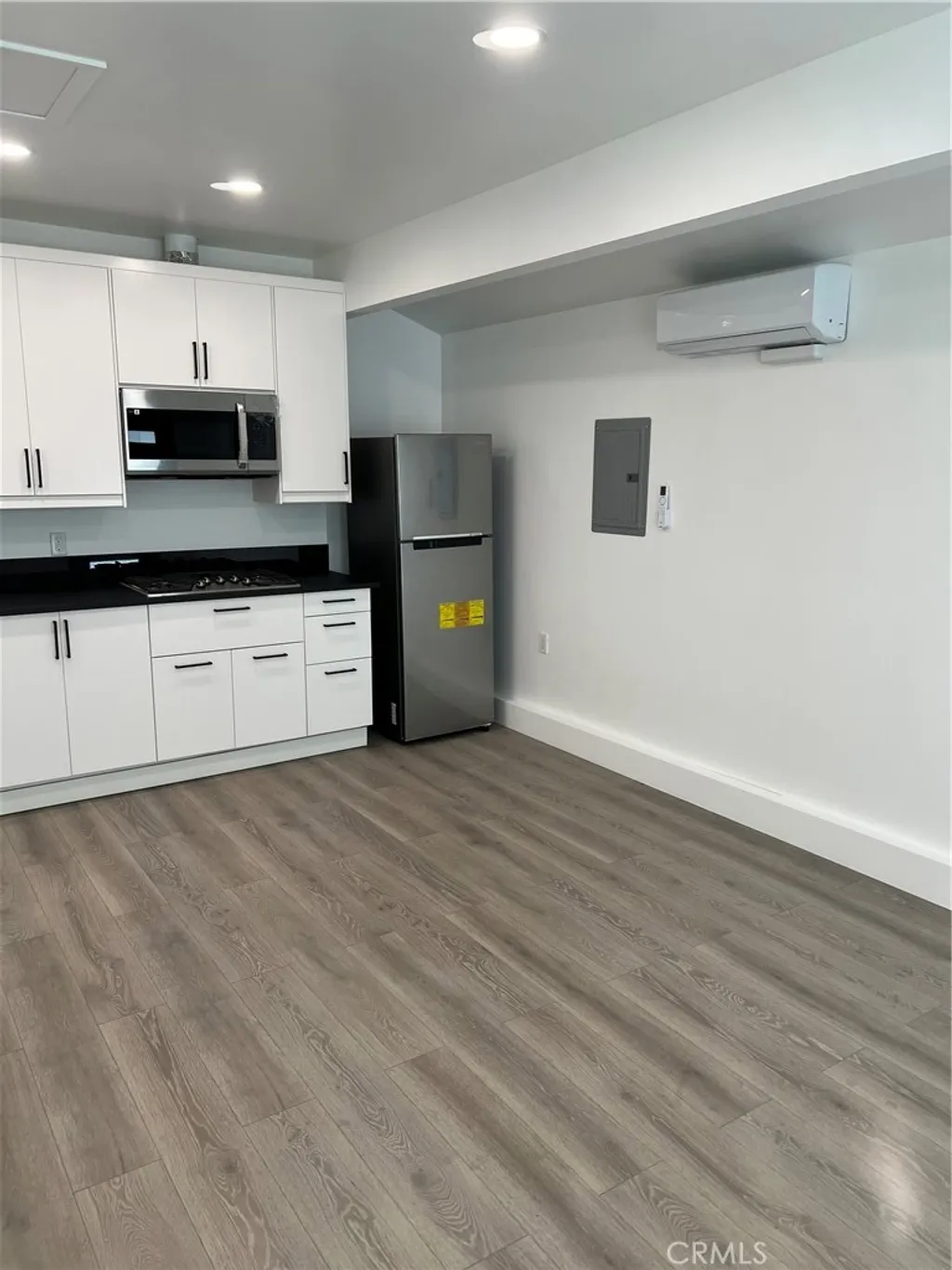 Additional image 4 of 19849 Gresham Street, Northridge, CA 91324