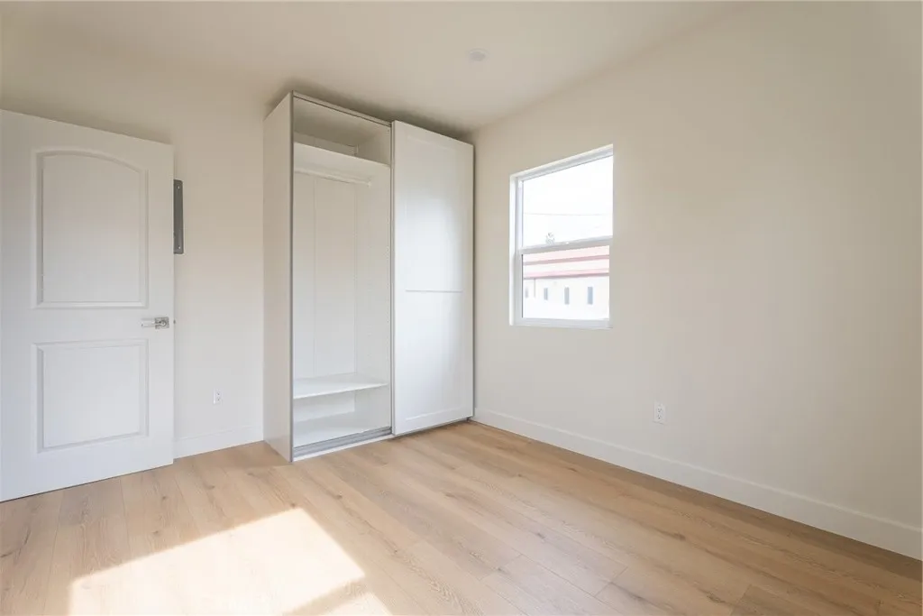 Additional image 25 of 1065 E Spazier Ave Unit 202, Burbank, CA 91502