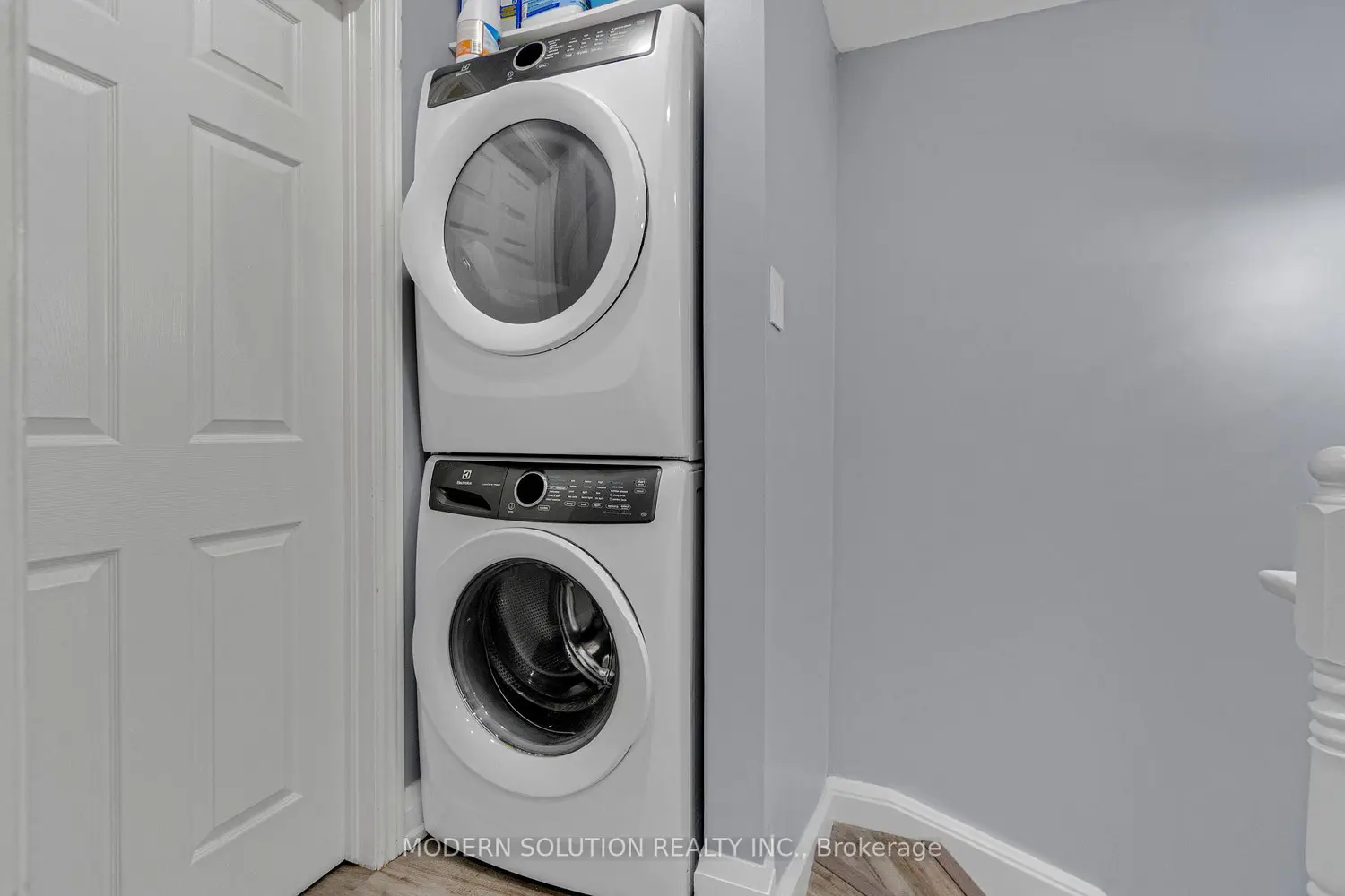 Additional image 14 of 3480 Upper Middle Road 29