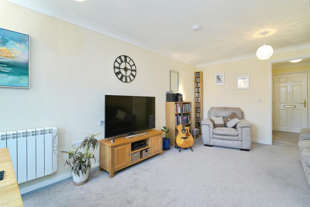 Additional image 4 of Stratford Road, Hall Green, Birmingham