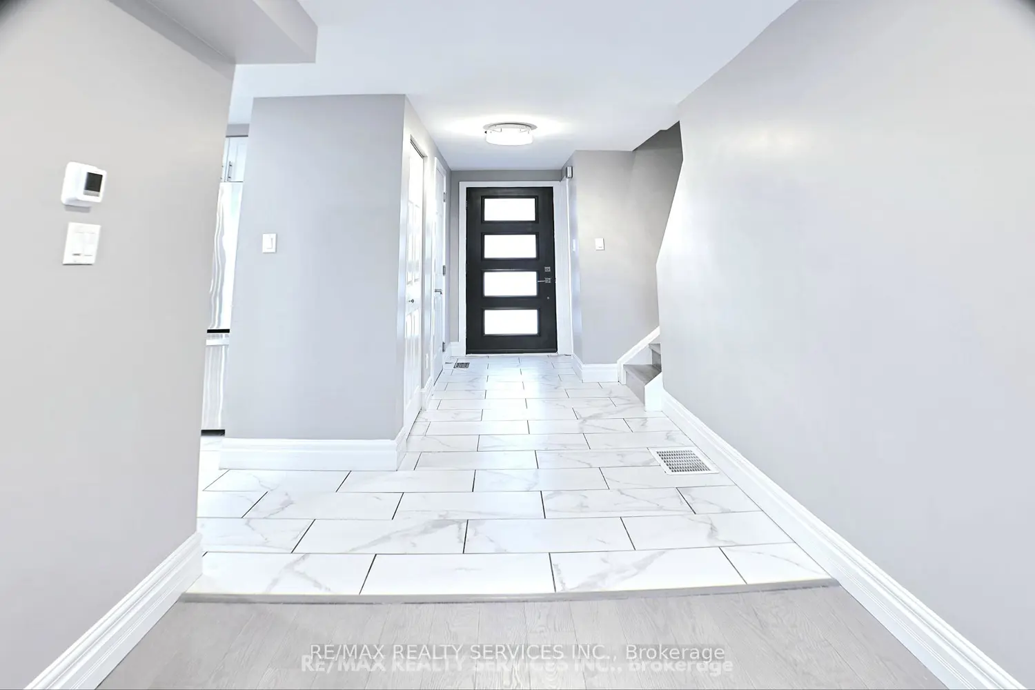 Additional image 2 of 662 Elgin Street