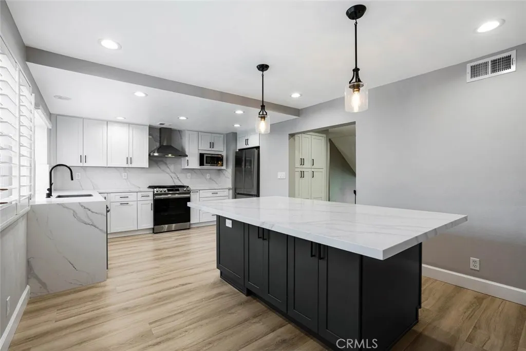 Additional image 40 of 5800 Owensmouth Avenue Unit 4, Woodland Hills, CA 91367