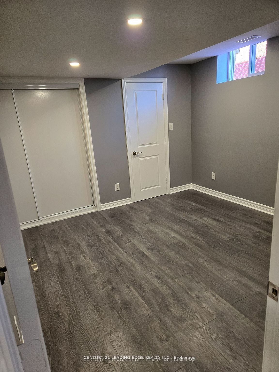 Additional image 5 of 10 Lambton Avenue, Toronto, ON, M6N 2S1