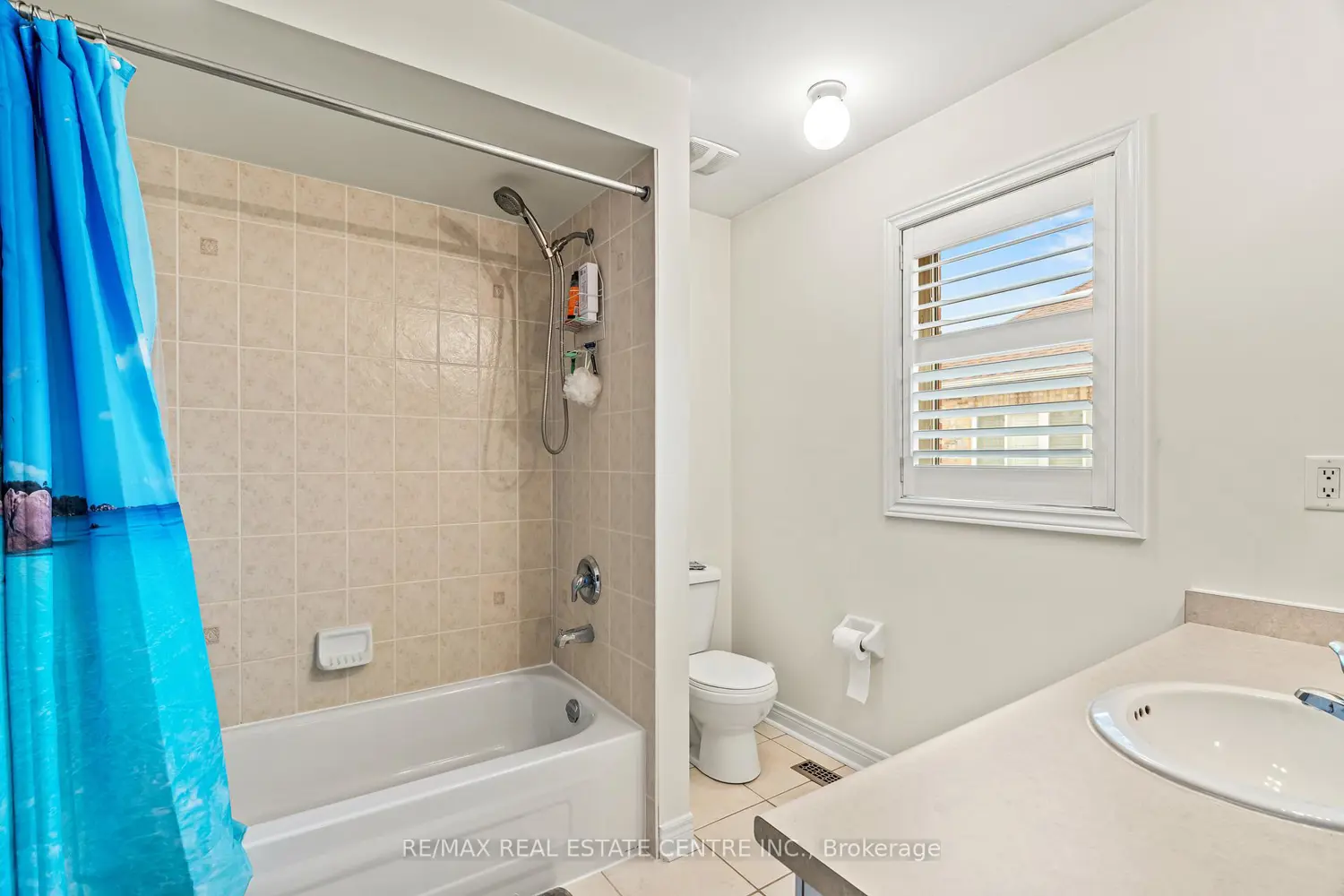 Additional image 11 of 15 Helman Road