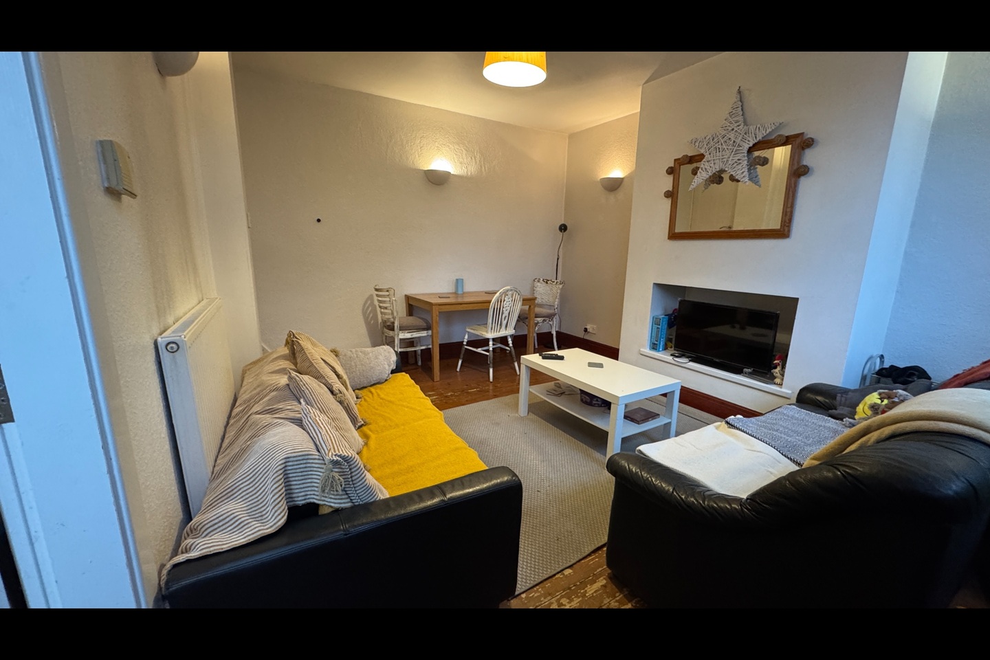 2 Bed Terraced House, Barnbrough Street, LS4, N1 7GU