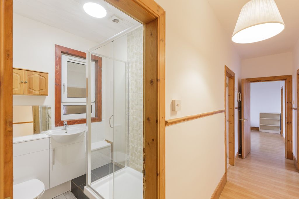 Additional image 6 of 4 bed flat for saleClifton Road, Aberdeen AB24