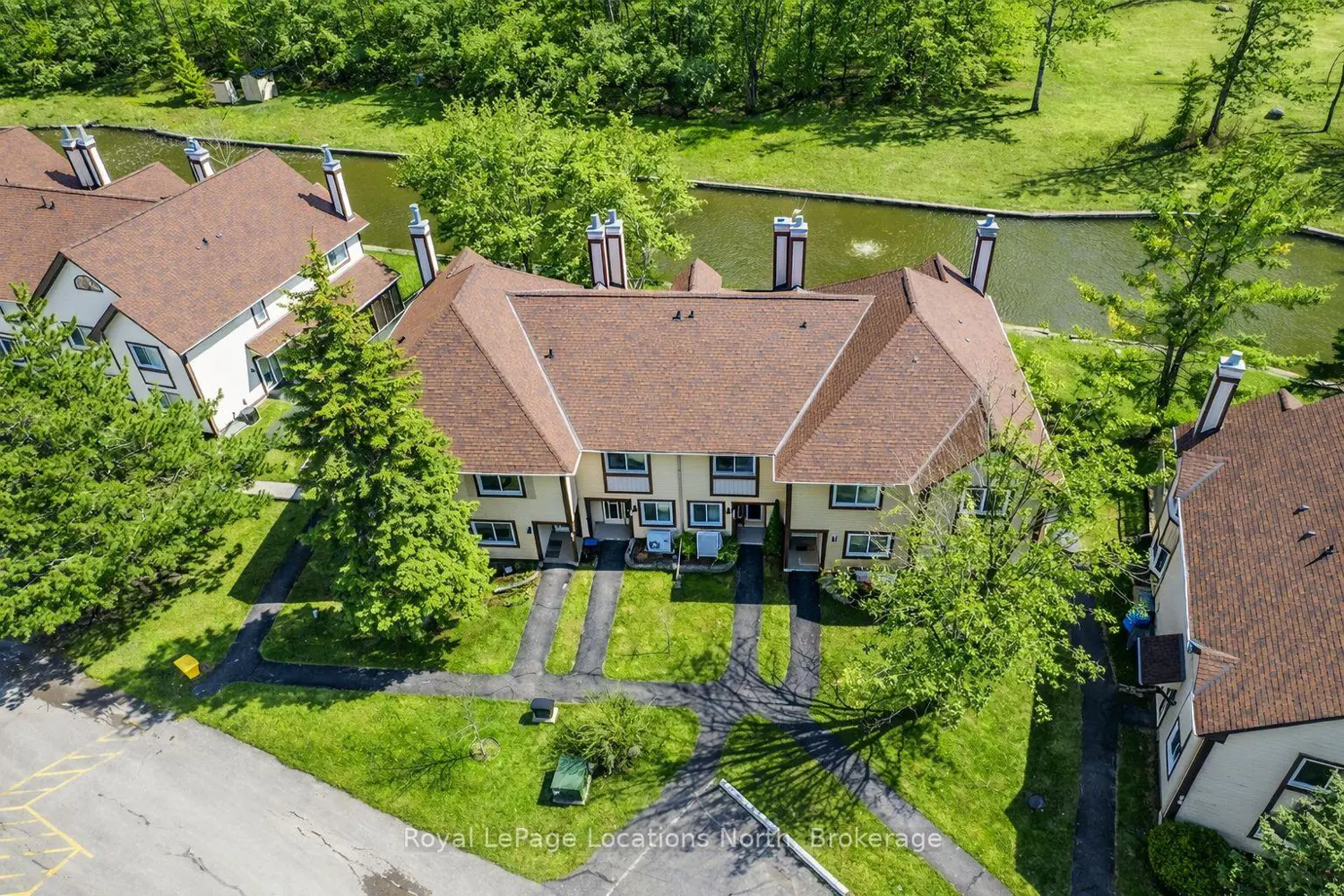 11 Laguna Parkway 41