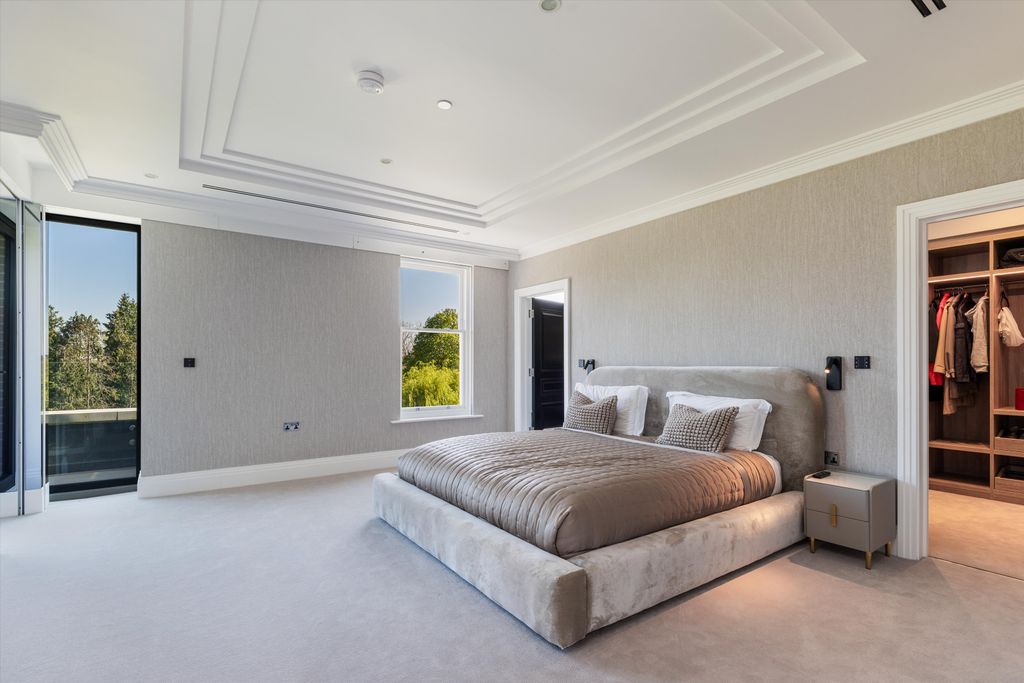 Additional image 11 of 5 bed detached house for saleCharters Gate, Hancocks Mount, Ascot, Berkshire SL5