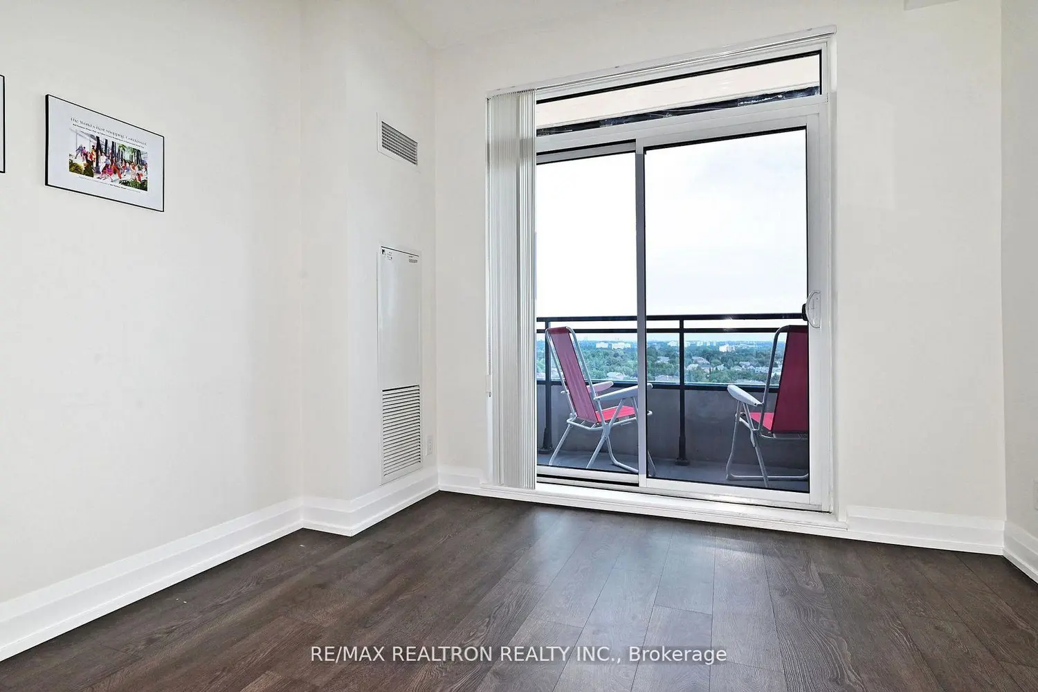 Additional image 11 of 7900 Bathurst Street 1122