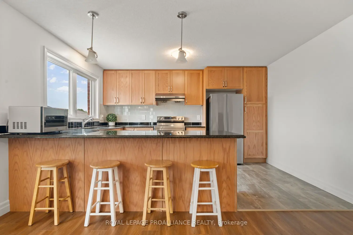 54 Lanark Drive photo 5