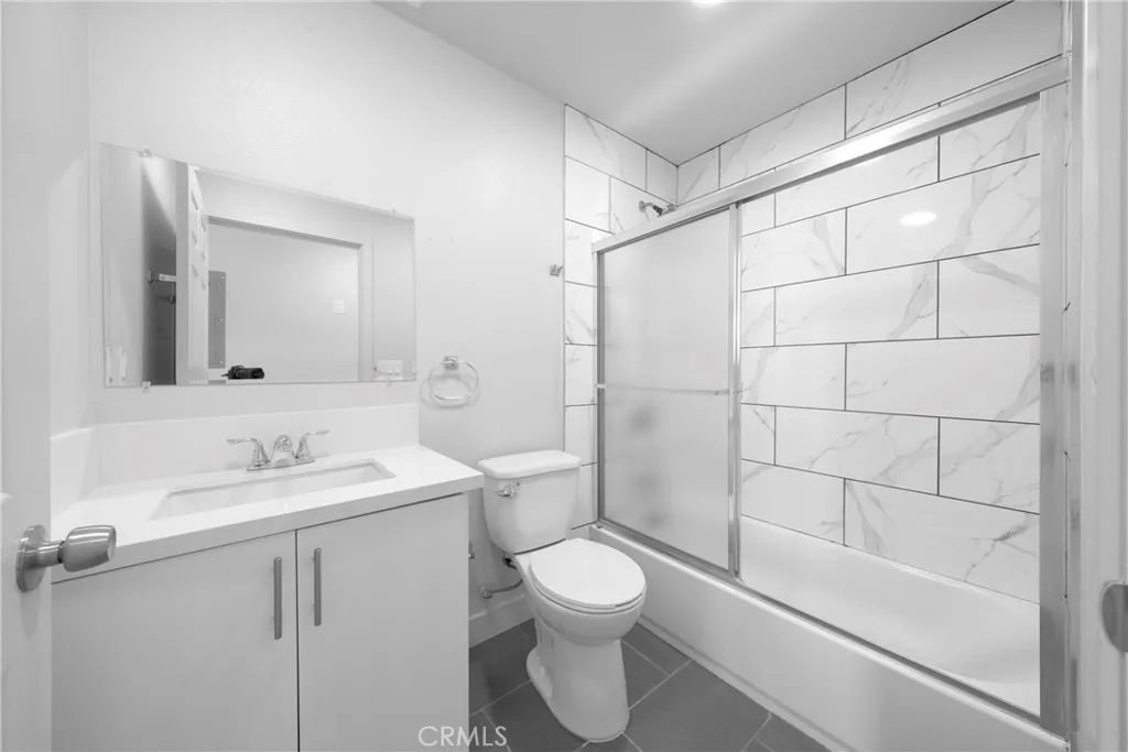 Additional image 20 of 236 W 84th Pl, Los Angeles, CA 90003