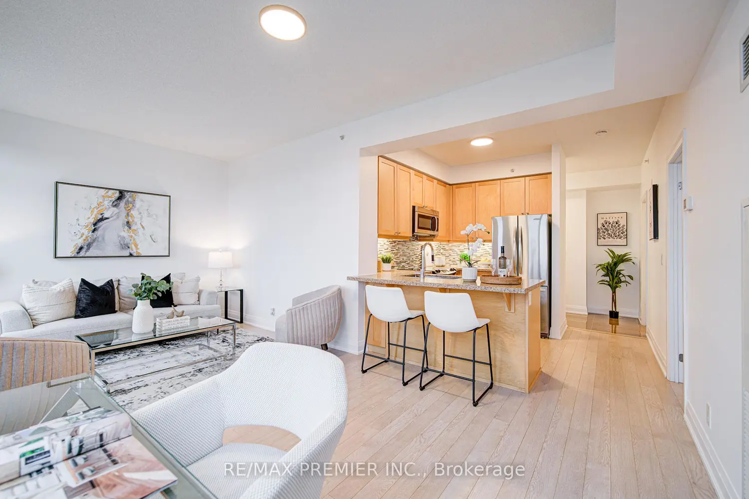 Additional image 5 of 12 Woodstream Boulevard 919