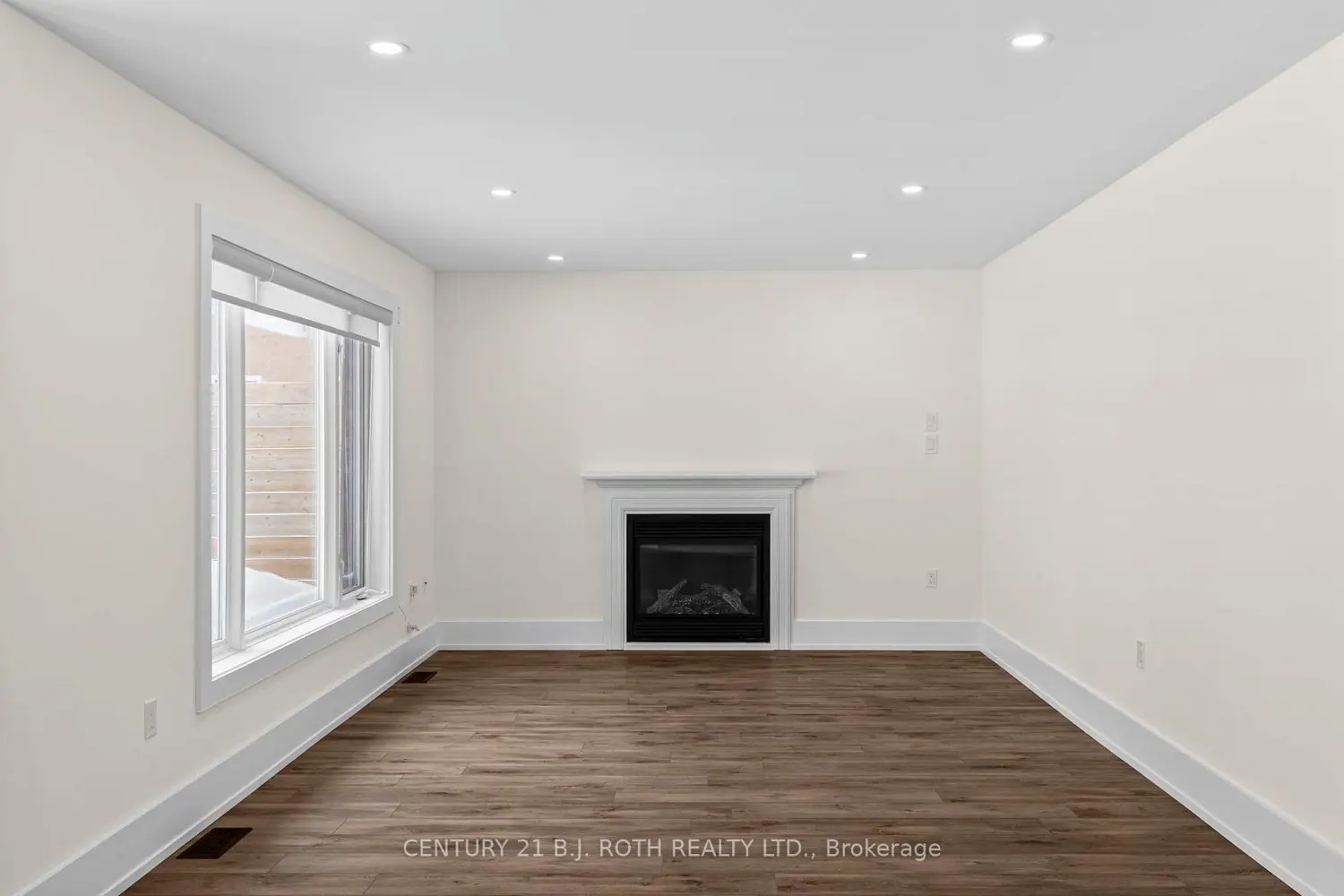 Additional image 4 of 1348 Hawk Ridge Crescent