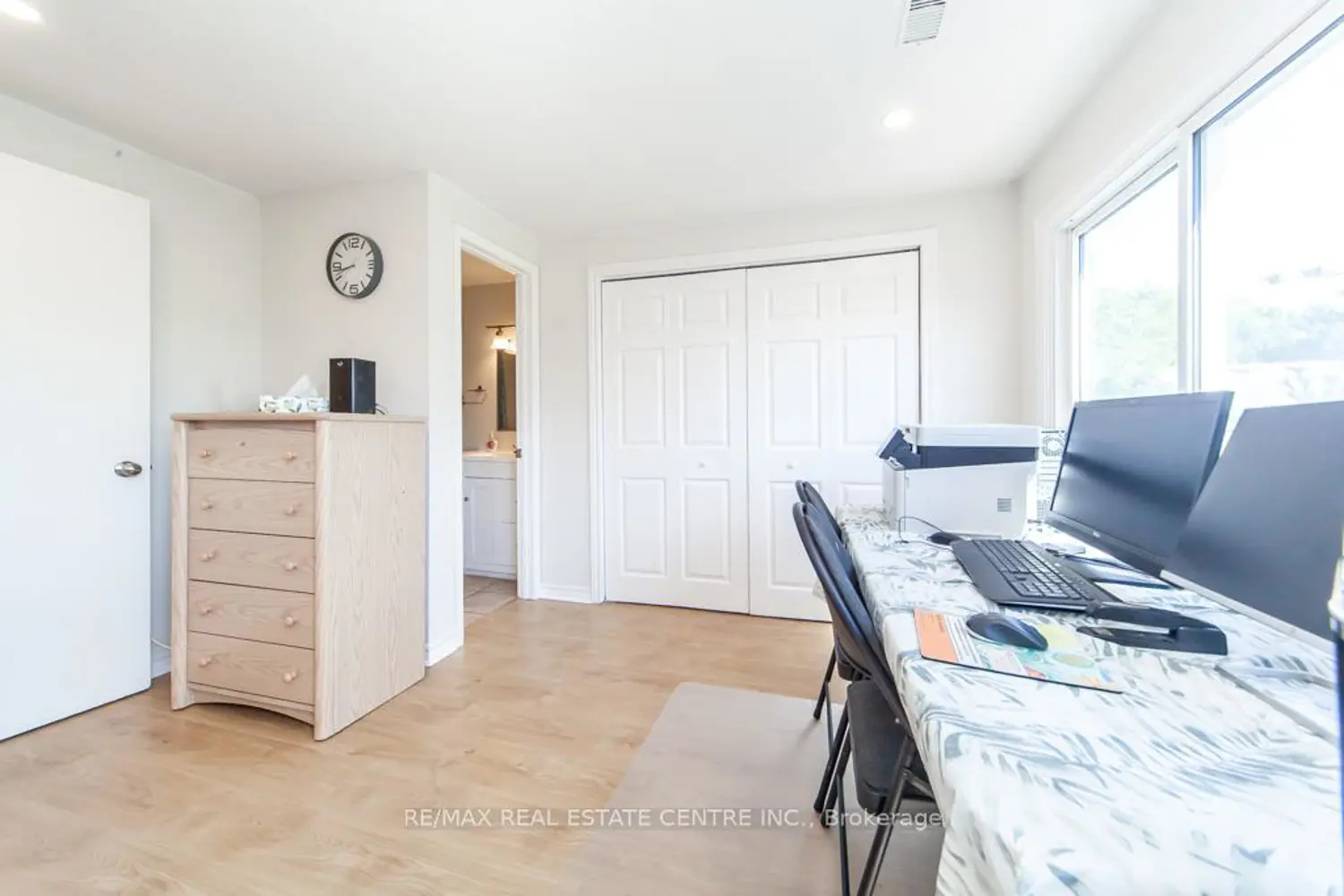 Additional image 13 of 2050 Upper Middle Road 88