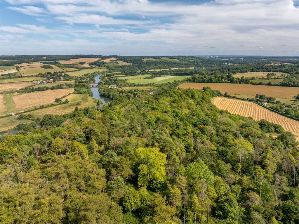 Additional image 6 of 7 bed equestrian for saleThe Whole | Hillfields Farm, Lower Basildon, Reading, Berkshire RG8