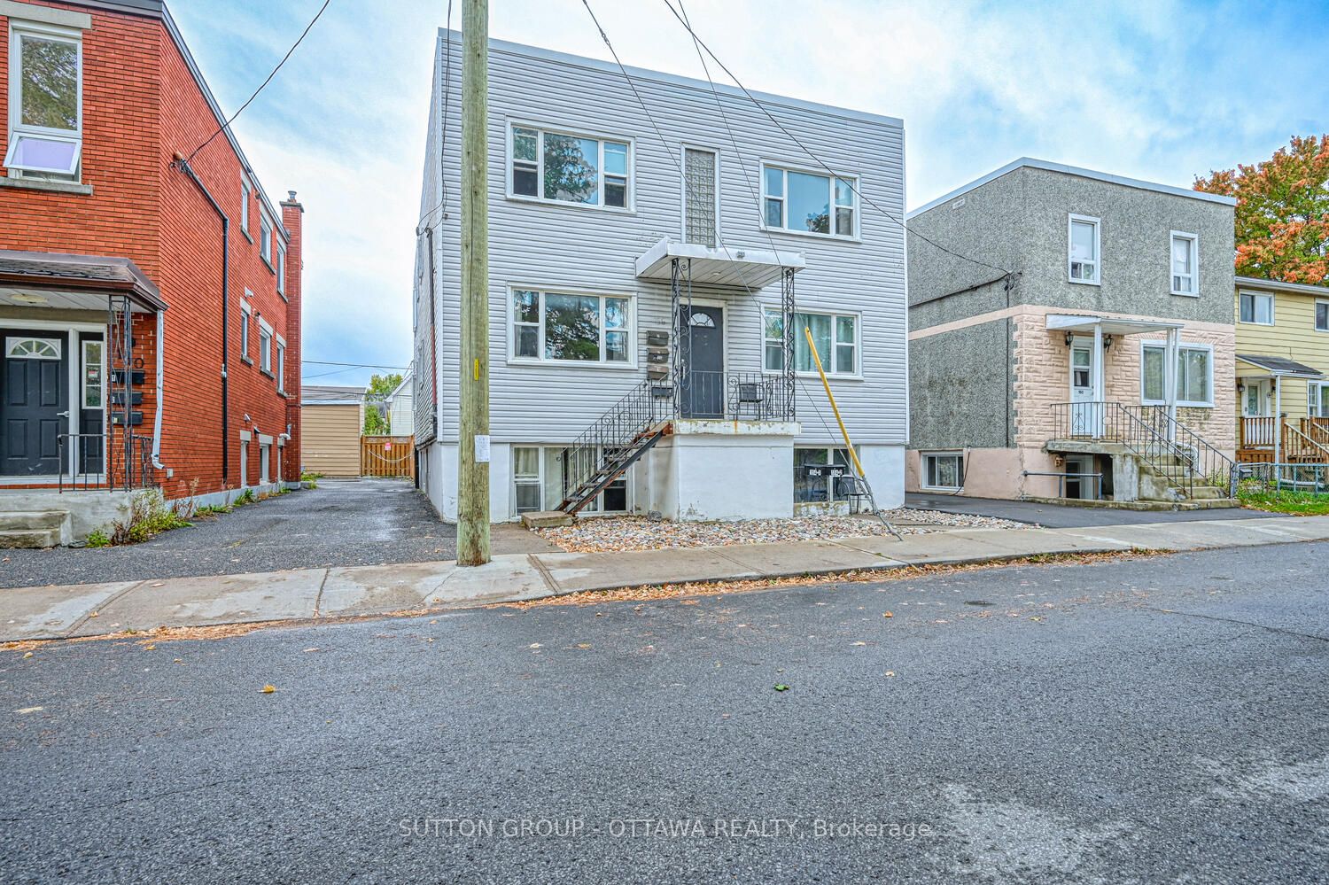 154-156 Dagmar Avenue, Ottawa, ON, K1L 5T2