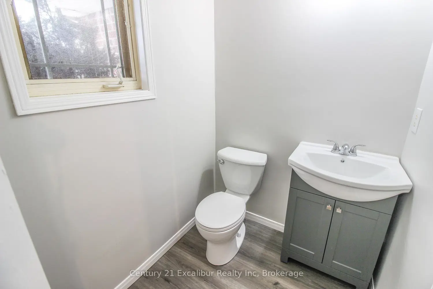 419 Flannery Drive photo 5