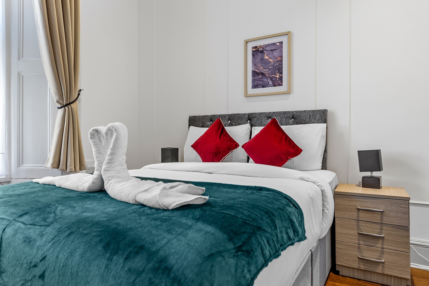 Additional image 2 of 2 Bed Flat, Holland Road, W14, N1 7GU