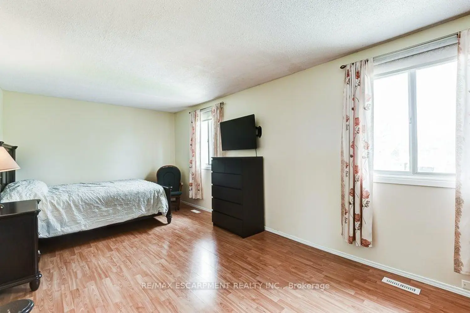 Additional image 9 of 2779 Andorra Circle