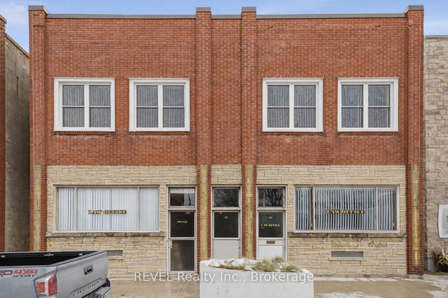 27-29 Jarvis Street, Fort Erie, ON, L2A 2S3