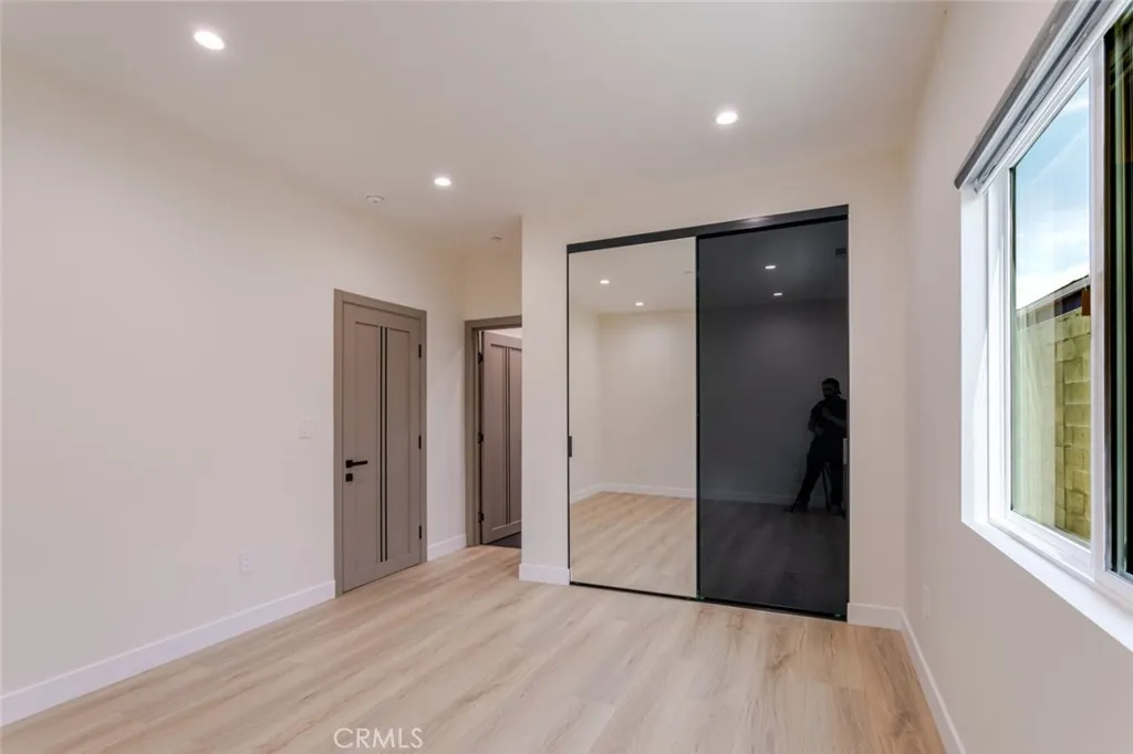 Additional image 30 of 11120 Emelita Street, North Hollywood, CA 91601