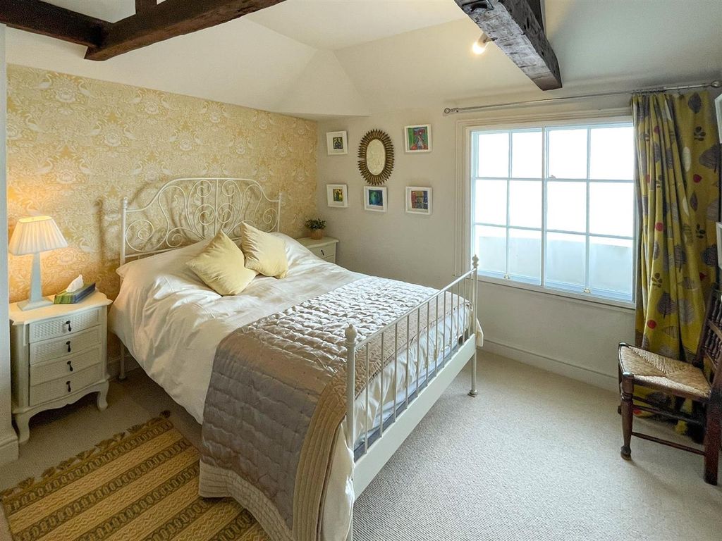 Additional image 13 of 2 bed flat for saleWorcester Road, Malvern WR14