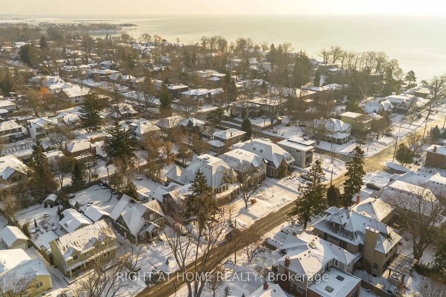 Additional image 18 of 25 Oakwood Avenue