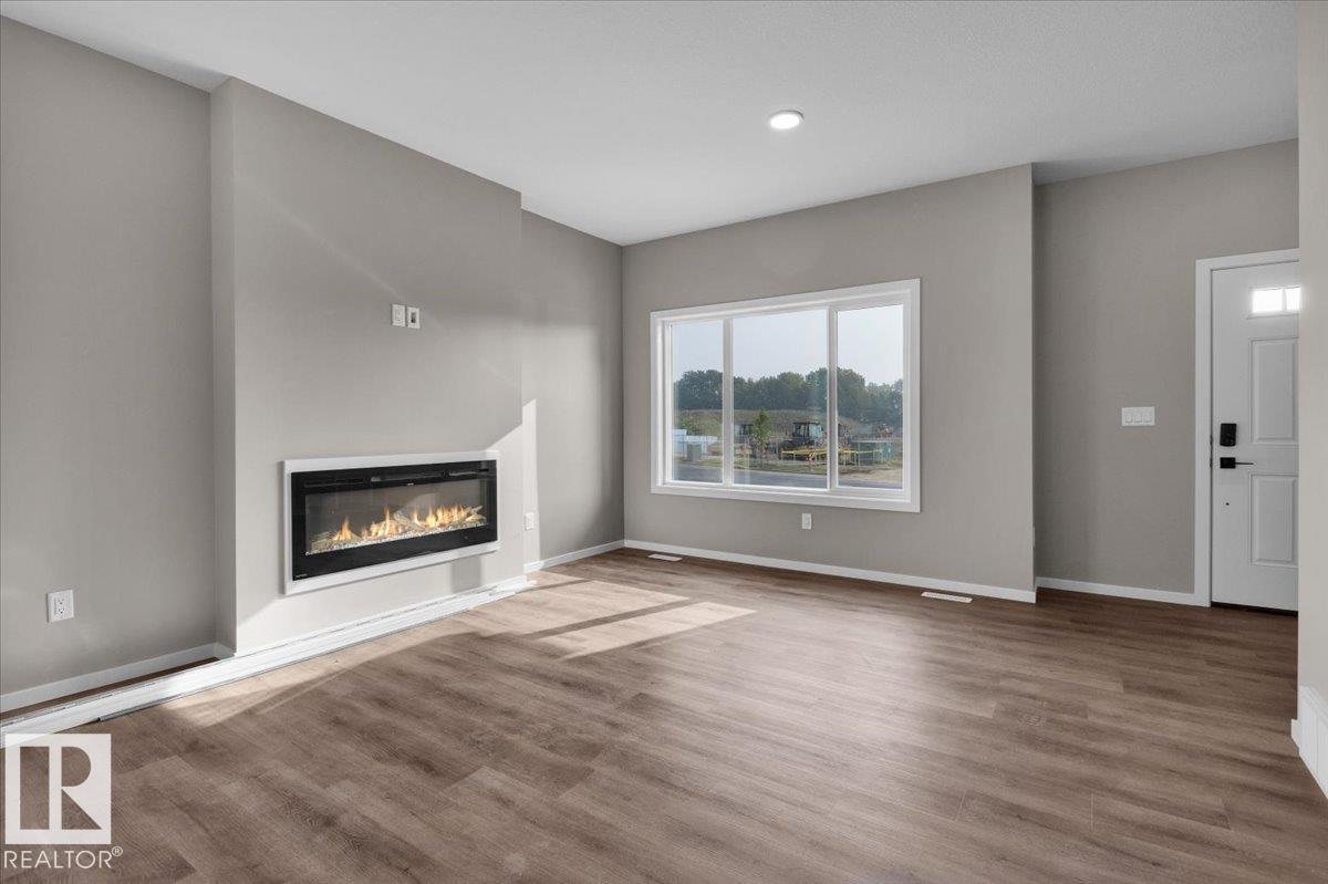 Additional image 3 of 1100 Mcleod Avenue, Spruce Grove, AB, T7X4G8