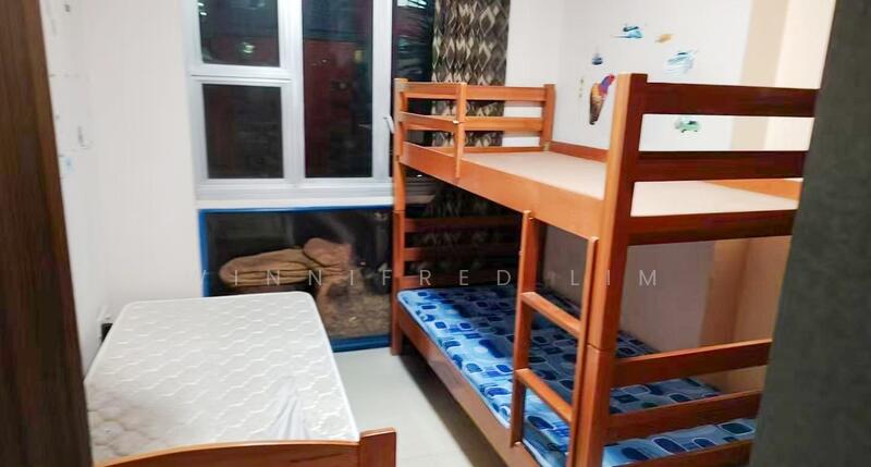 Additional image 8 of 987C Buangkok Green