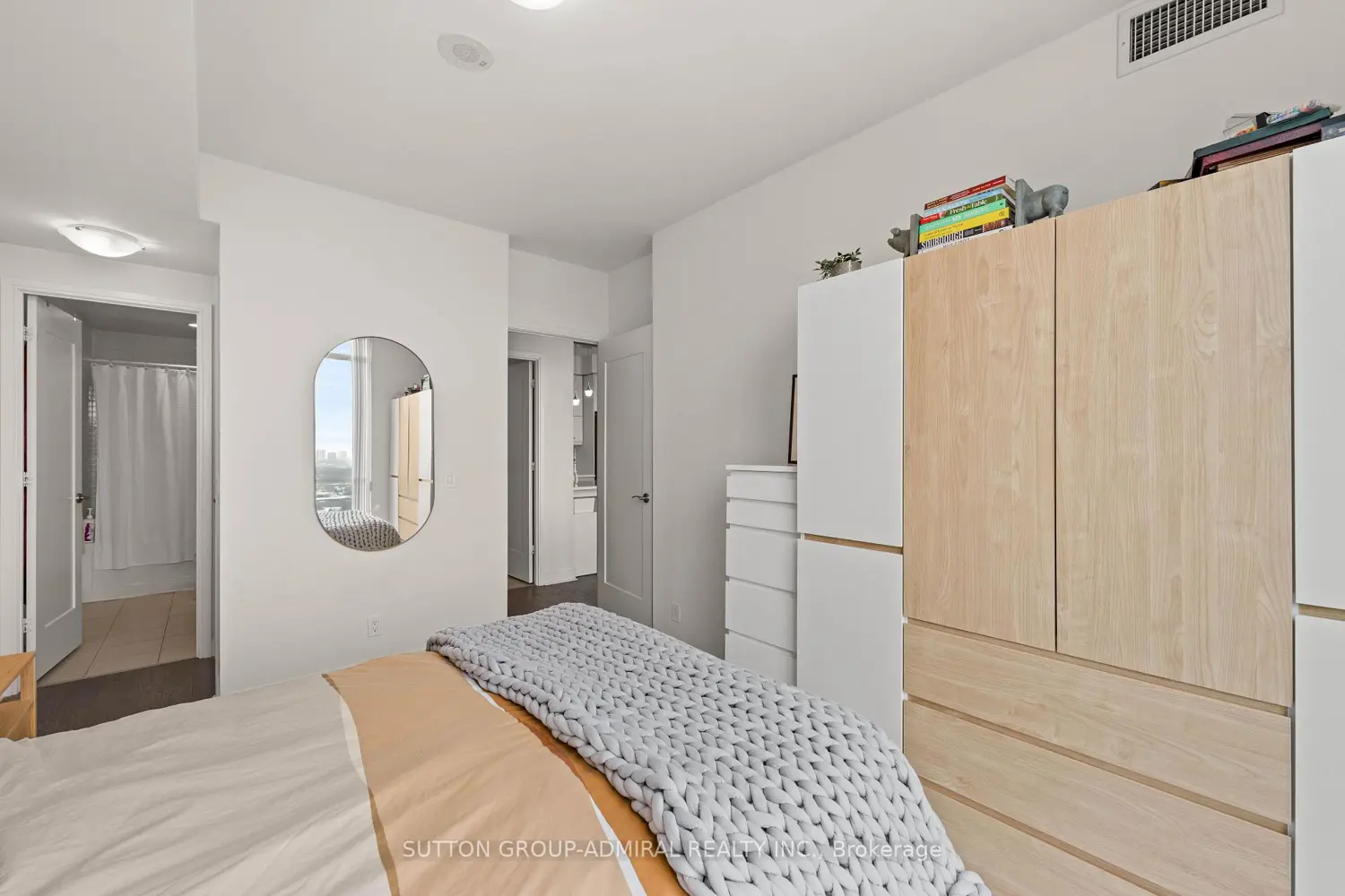 Additional image 11 of 825 Church Street 2106