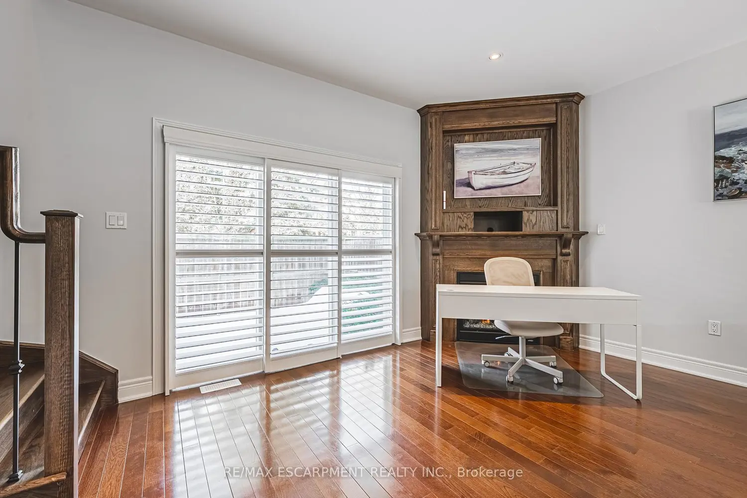 Additional image 9 of 4115 Upper Middle Road 8