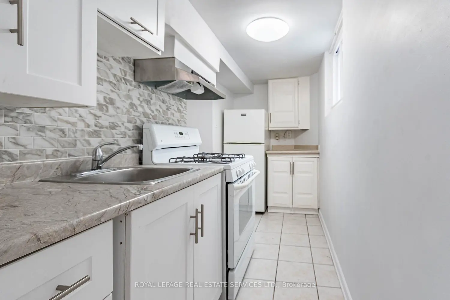 Additional image 14 of 740 Lansdowne Avenue