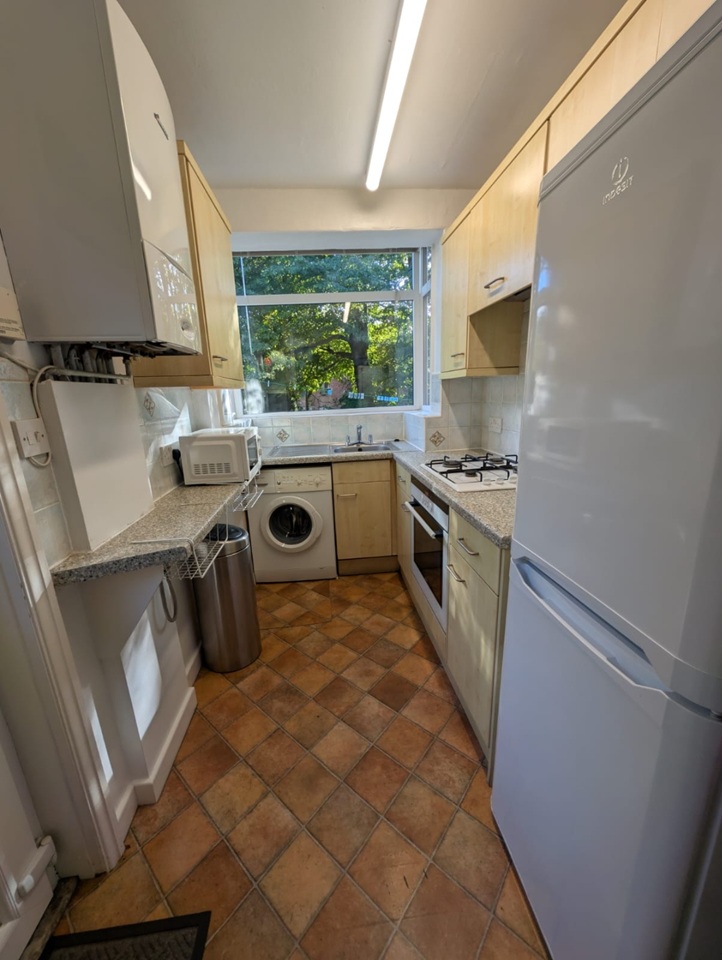 Additional image 6 of 4 Bed Semi-Detached House, Kelso Gardens, LS2, N1 7GU